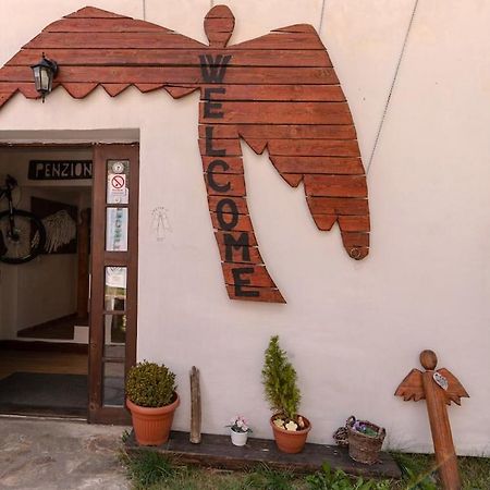 Bike Bistro a penzion U Všech andělů Nove Mesto pod Smrkem Esterno foto